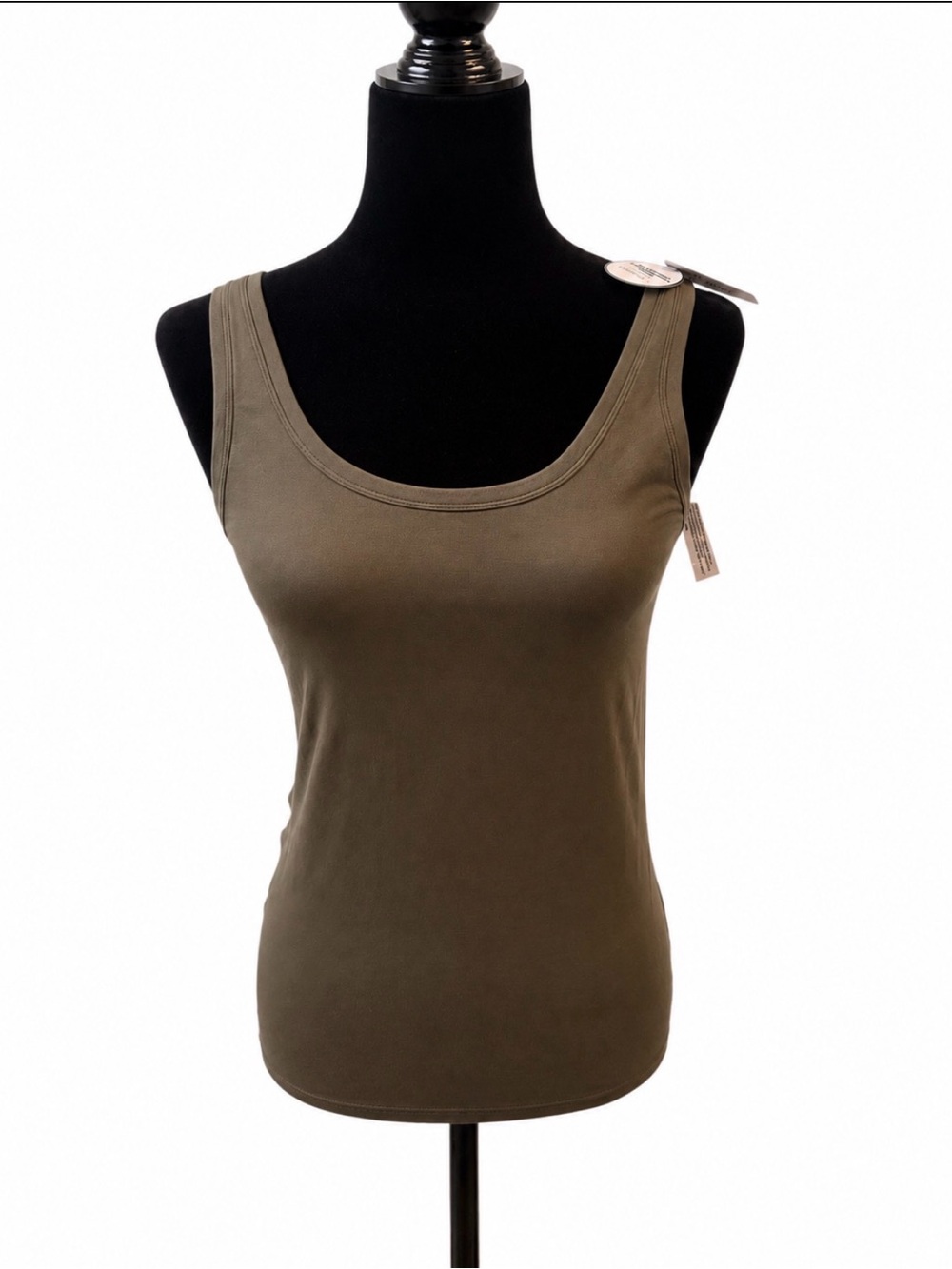 Soma Olive Scoop & V Neck Tank Top NWT size large. One tank two necklines